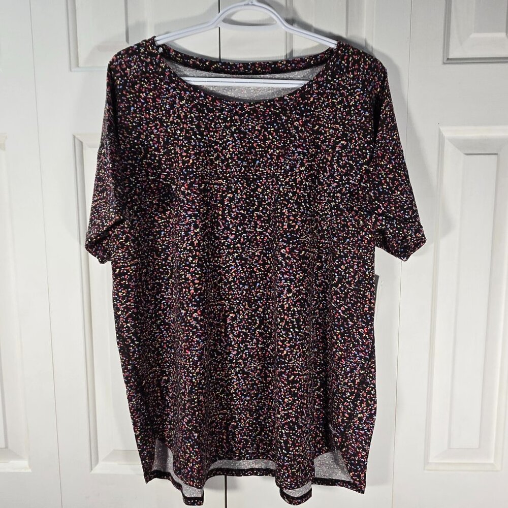 NWT Amazon Essentials Colorful Dotted Relaxed-Fit Crewneck T-Shirt - Size XLarge